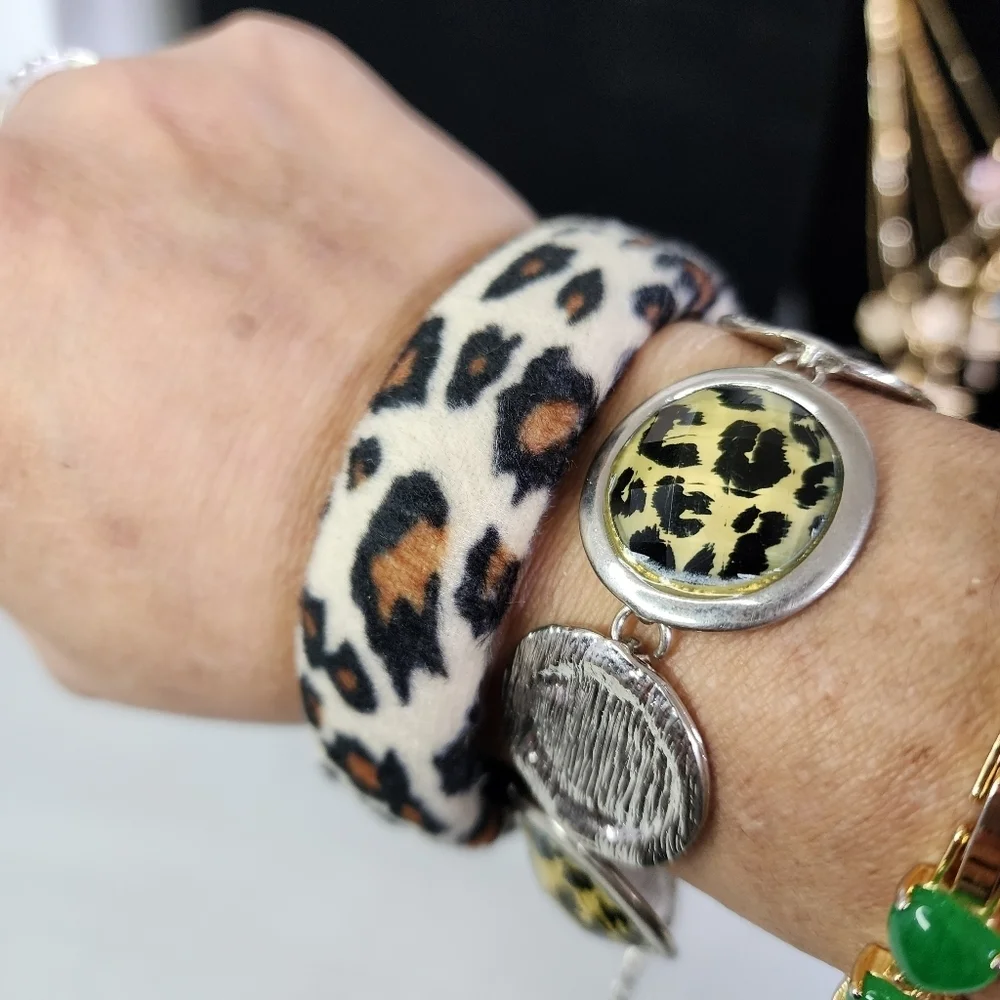 Animal Print Bracelet Set New
